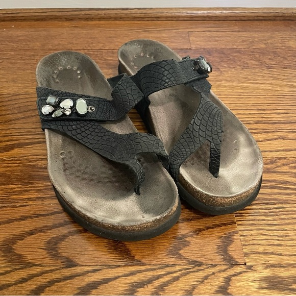 Mephisto Ladies Toe Loop Slide On Sandal Bedazzled Size EU 40 US 8.5 - Picture 1 of 7